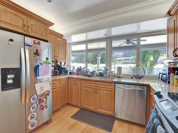 3611 N 33rd Ter, Hollywood FL 33021
