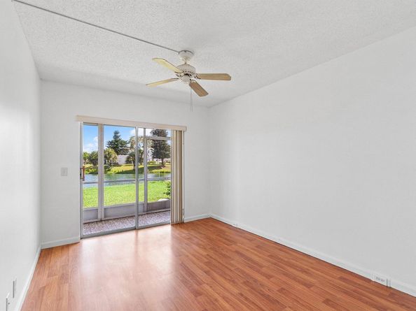 354 Chatham R, West Palm Beach FL 33417