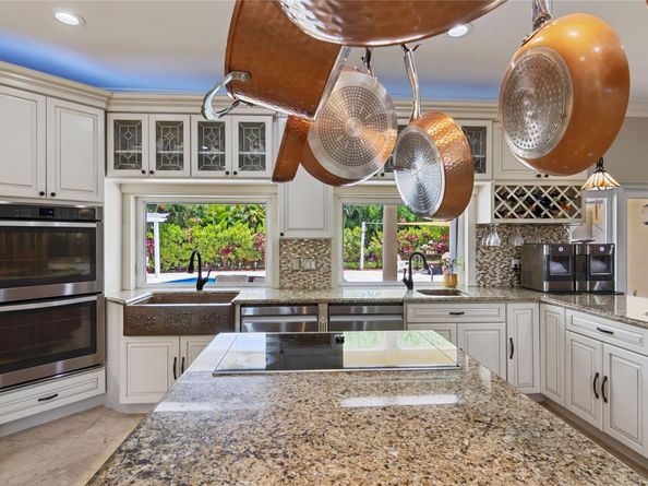 16686 Golfview Dr, Weston FL 33326