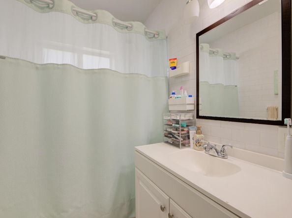 5225 NE 5 Avenue, Oakland Park FL 33334