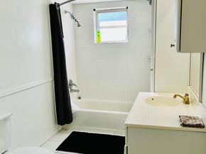 2831 NW 88th Ter, Coral Springs FL 33065