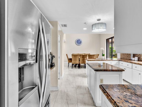 6400 Via Rosa, Boca Raton FL 33433