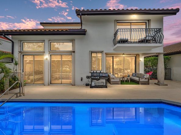 6400 Via Rosa, Boca Raton FL 33433