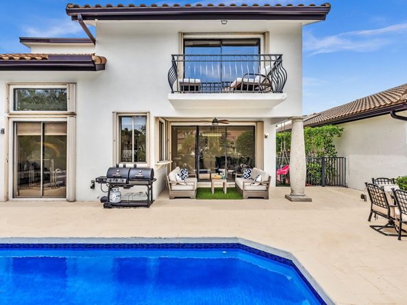 6400 Via Rosa, Boca Raton FL 33433