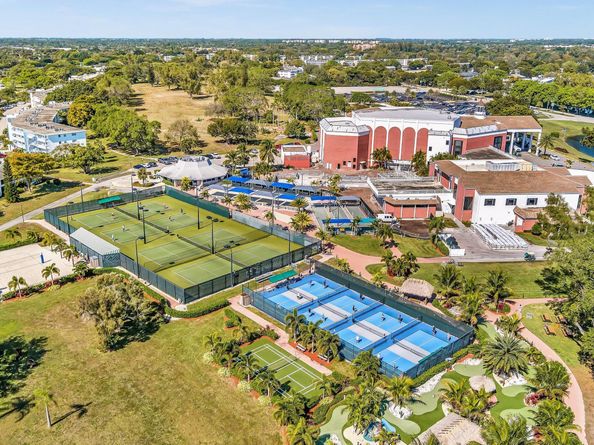 454 Grantham C 454, Deerfield Beach FL 33442
