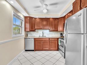454 Grantham C 454, Deerfield Beach FL 33442
