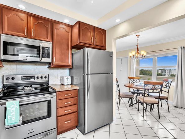 454 Grantham C 454, Deerfield Beach FL 33442