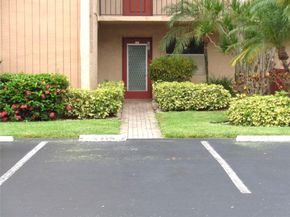 7320 Lake Circle Dr 101, Margate FL 33063