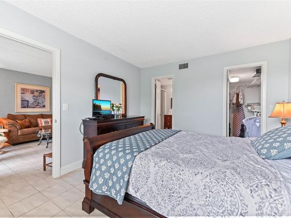 7118 Golf Colony Ct 103, Lake Worth FL 33467
