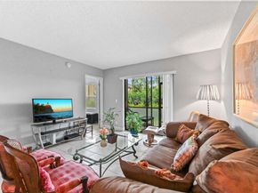 7118 Golf Colony Ct 103, Lake Worth FL 33467