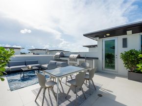 244 Garden Ct 244, Lauderdale By The Sea FL 33308