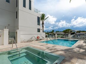 244 Garden Ct 244, Lauderdale By The Sea FL 33308