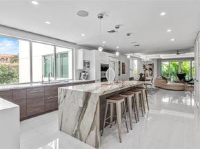 244 Garden Ct 244, Lauderdale By The Sea FL 33308