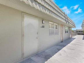 652 Flanders N, Delray Beach FL 33484