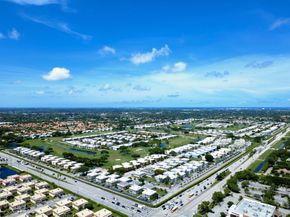 652 Flanders N, Delray Beach FL 33484