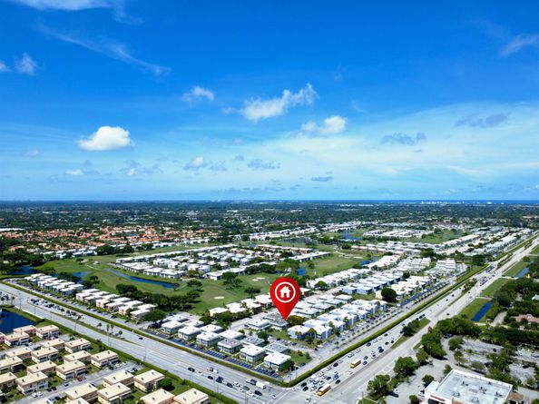 652 Flanders N, Delray Beach FL 33484