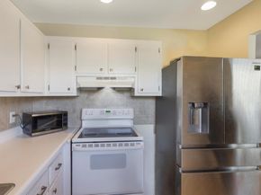 652 Flanders N, Delray Beach FL 33484