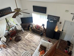 10130 NW 33rd Pl, Sunrise FL 33351