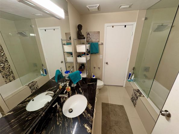 10130 NW 33rd Pl, Sunrise FL 33351