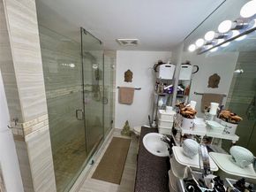 10130 NW 33rd Pl, Sunrise FL 33351