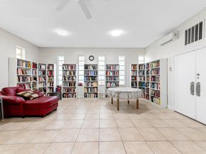 3530 NW 52nd Avenue 409, Lauderdale Lakes FL 33319