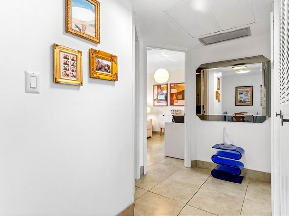 3530 NW 52nd Avenue 409, Lauderdale Lakes FL 33319