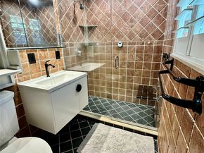 1514 Middle River Dr, Fort Lauderdale FL 33304