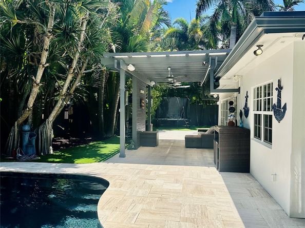 1514 Middle River Dr, Fort Lauderdale FL 33304