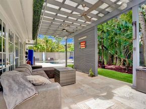 1514 Middle River Dr, Fort Lauderdale FL 33304