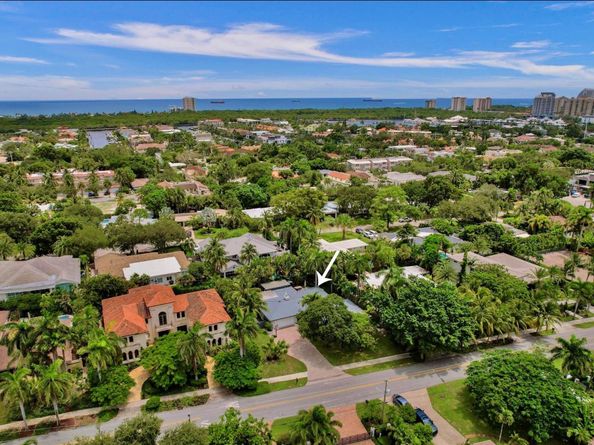 1514 Middle River Dr, Fort Lauderdale FL 33304