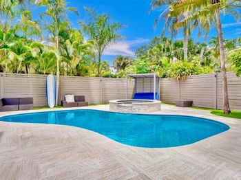1514 Middle River Dr