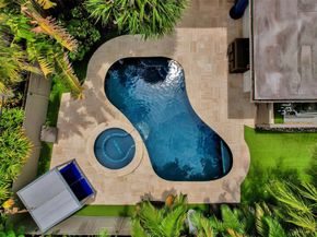 1514 Middle River Dr, Fort Lauderdale FL 33304