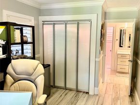 1514 Middle River Dr, Fort Lauderdale FL 33304