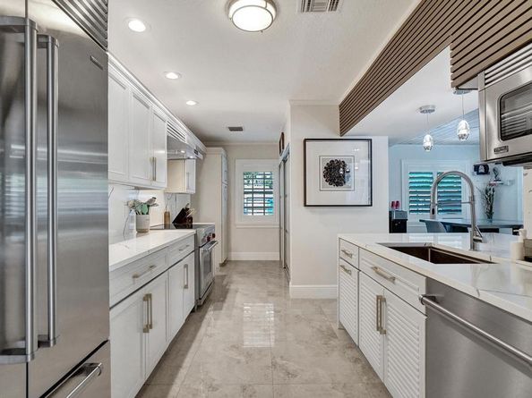 1514 Middle River Dr, Fort Lauderdale FL 33304