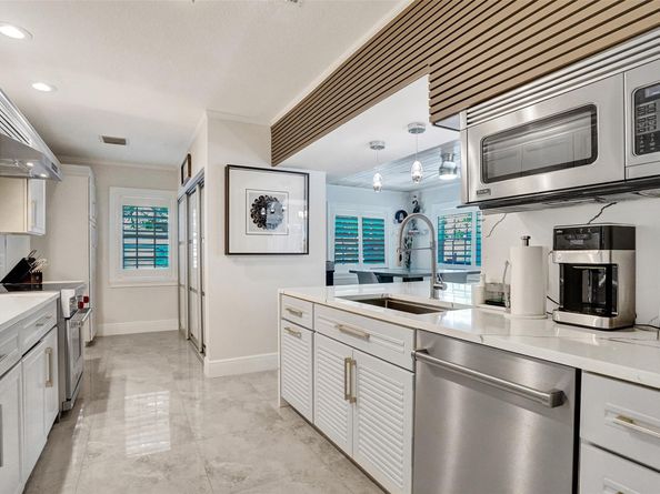 1514 Middle River Dr, Fort Lauderdale FL 33304