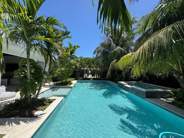 5401 S Olive Avenue, West Palm Beach FL 33405