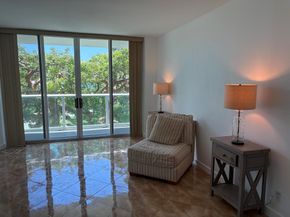 333 NE 21 Avenue 414, Deerfield Beach FL 33441