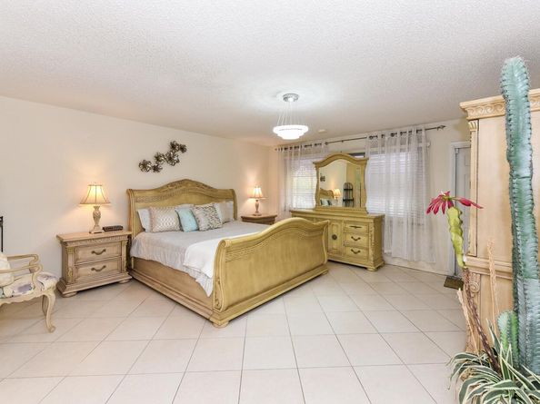 1382 High Point Way NE B, Delray Beach FL 33445