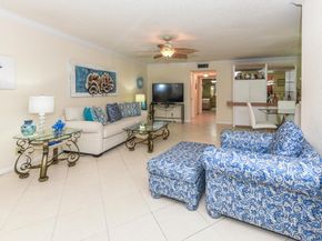 1382 High Point Way NE B, Delray Beach FL 33445