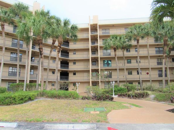 4640 Lucerne Lakes Boulevard 206, Lake Worth FL 33467