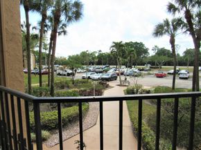 4640 Lucerne Lakes Boulevard 206, Lake Worth FL 33467