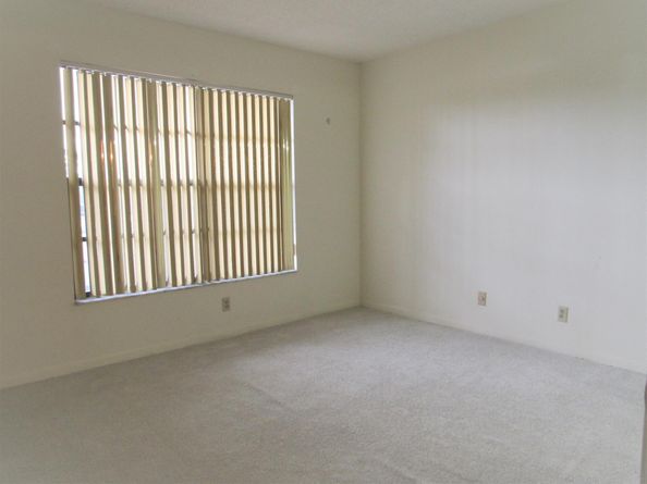 4640 Lucerne Lakes Boulevard 206, Lake Worth FL 33467