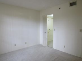 4640 Lucerne Lakes Boulevard 206, Lake Worth FL 33467