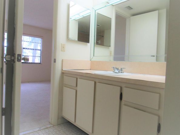 4640 Lucerne Lakes Boulevard 206, Lake Worth FL 33467