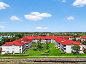 110 Half Moon Circle D2, Hypoluxo FL 33462