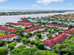 110 Half Moon Circle D2, Hypoluxo FL 33462