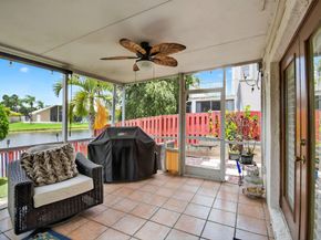 9861 Fairway Cove Ln, Plantation FL 33324