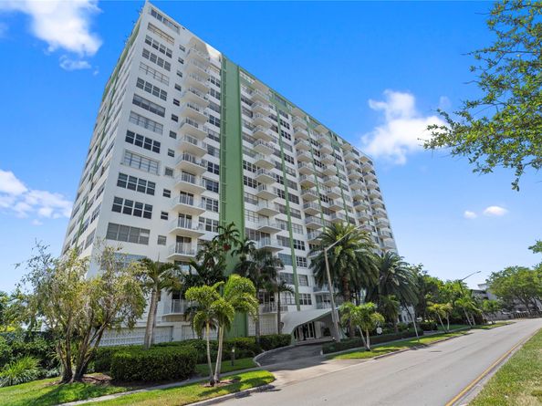 2100 Sans Souci Blvd 1410, Miami FL 33181