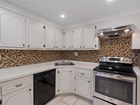2100 Sans Souci Blvd 1410, Miami FL 33181