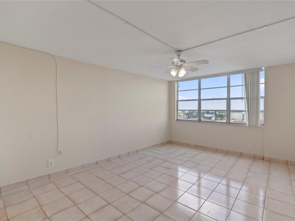 2100 Sans Souci Blvd 1410, Miami FL 33181